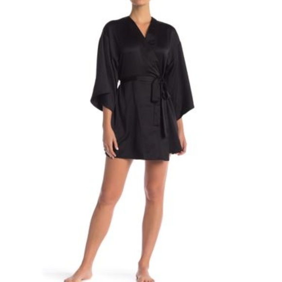 ⚡️SALE⚡️Shimera Satin Robe - Picture 2 of 3